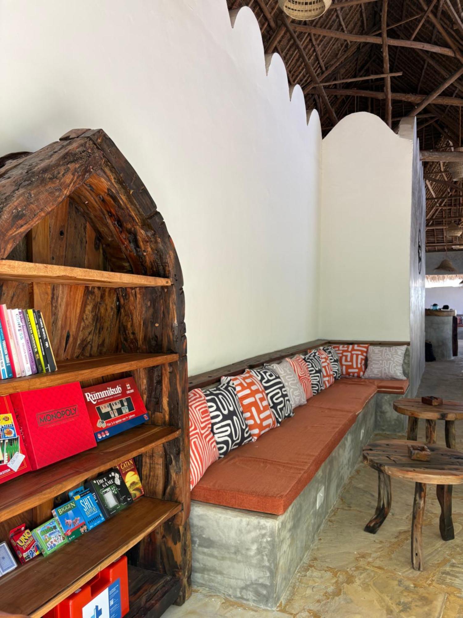 Hotel African