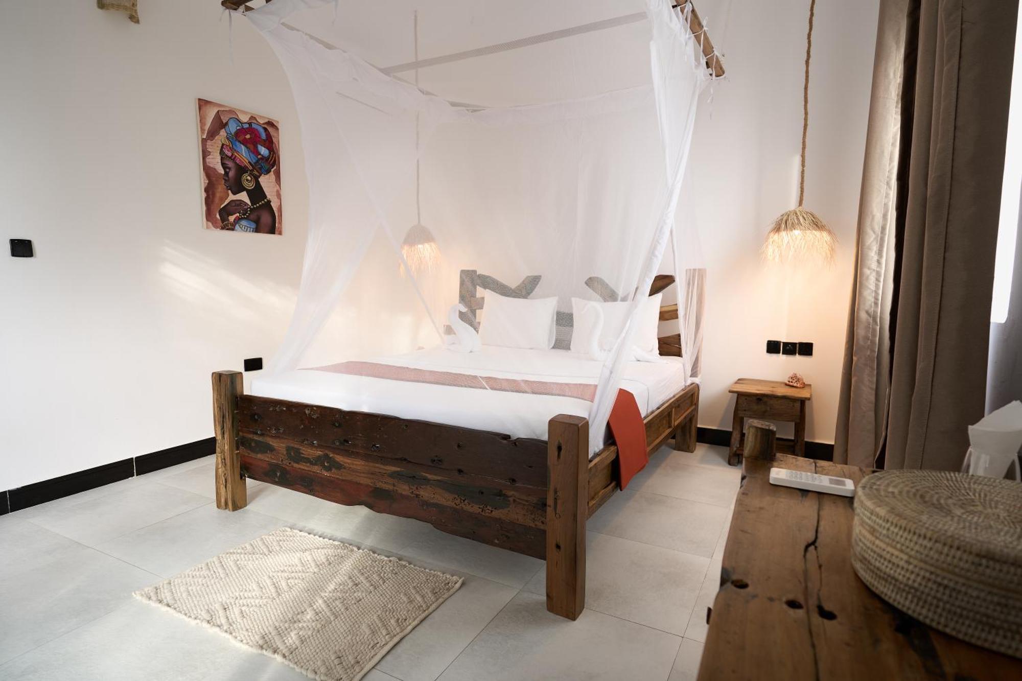 African Hotel