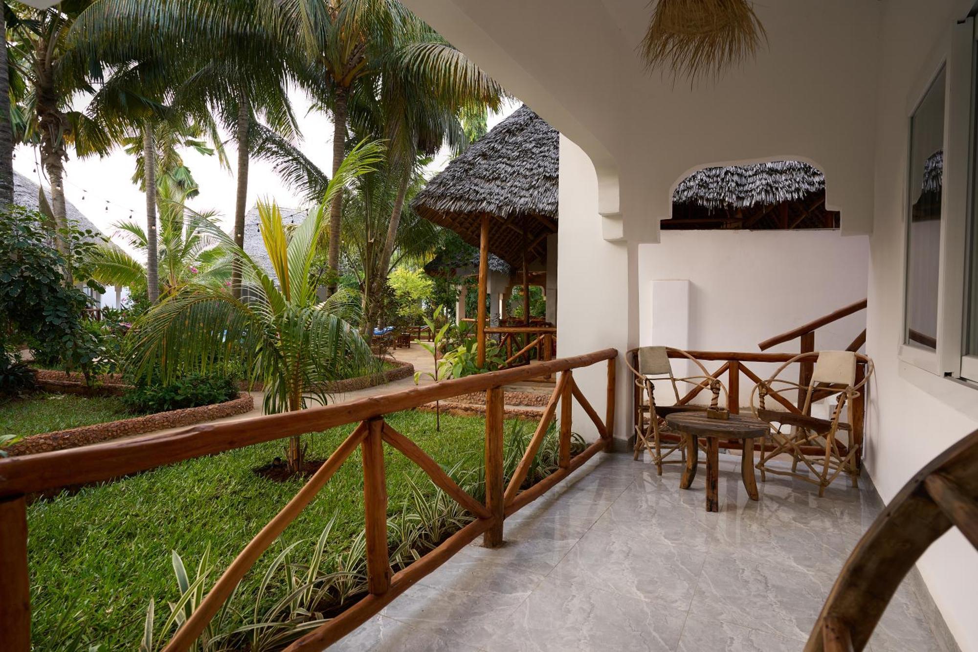 Hotel African